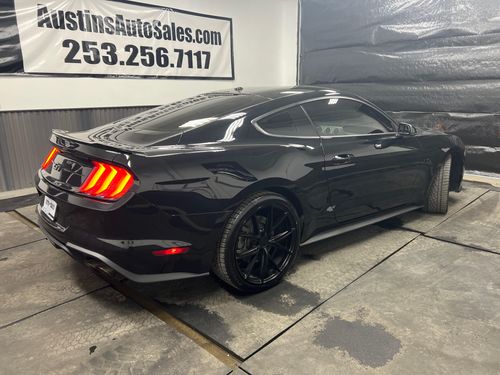2018 Ford Mustang GT Premium Lower Image 3