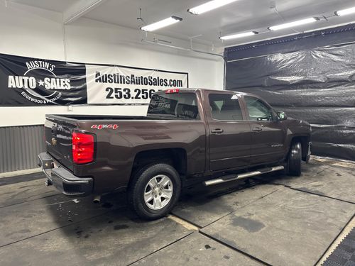 2016 Chevrolet Silverado 1500 LT Crew Cab Lower Image 3