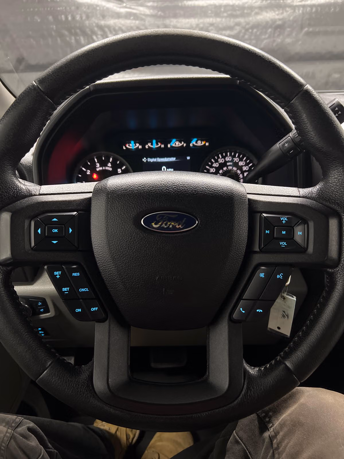 2015 Ford F-150 XLT SuperCab Image 15