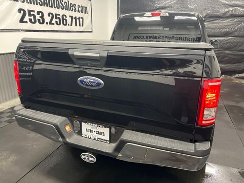 2015 Ford F-150 XLT SuperCab Lower Image 2
