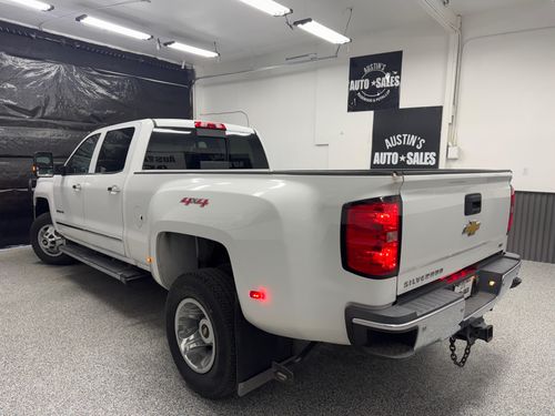 2015 Chevrolet Silverado 3500HD LTZ Crew Cab Lower Image 1