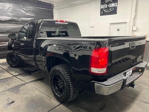 2009 GMC Sierra 1500 SLE Extended Cab Lower Image 1