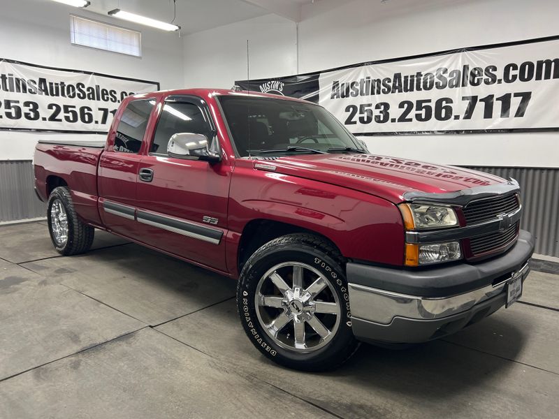 2005 Chevrolet Silverado 1500 LS Extended Cab Upper Image 1