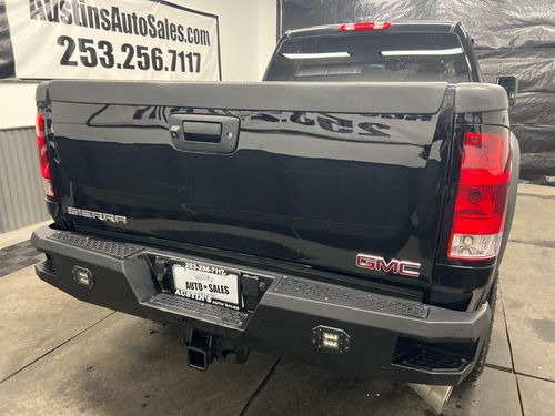 2013 GMC Sierra 3500HD Denali Crew Cab Lower Image 2