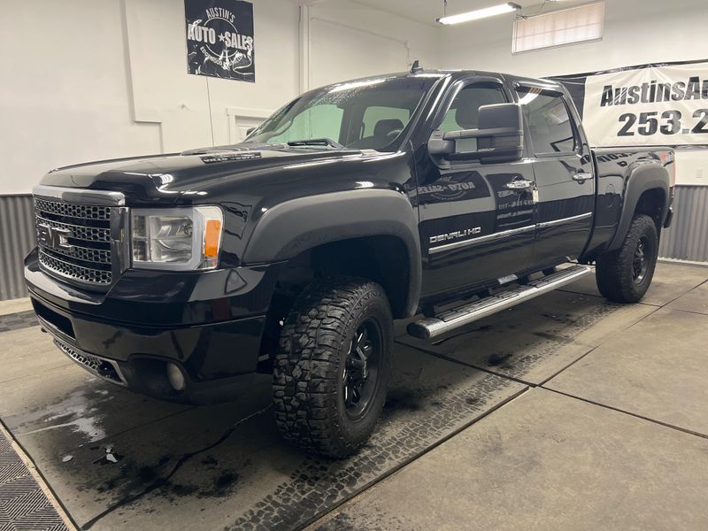 2013 Gmc Sierra Denali photo 2