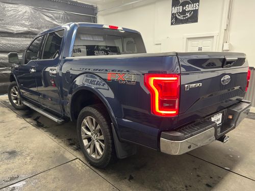 2016 Ford F-150 Lariat SuperCrew Lower Image 1