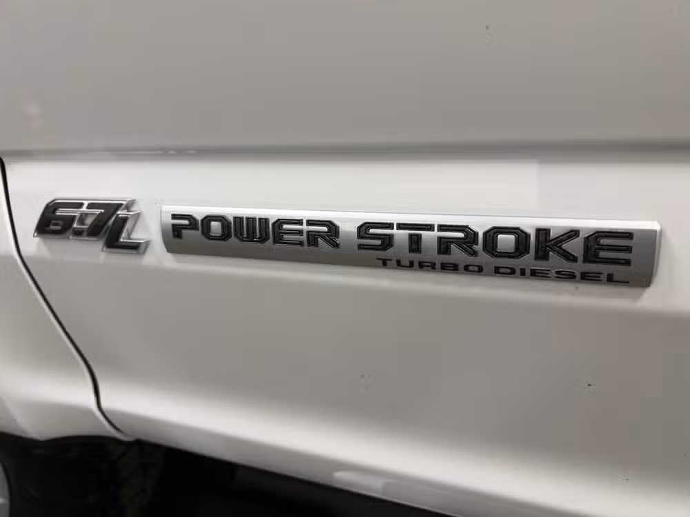2021 Ford F-350 Super Duty XLT Crew Cab Image 7