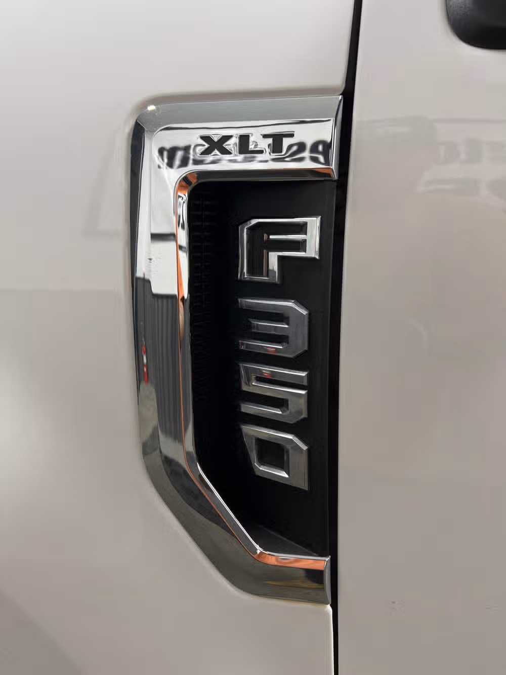 2021 Ford F-350 Super Duty XLT Crew Cab Image 8