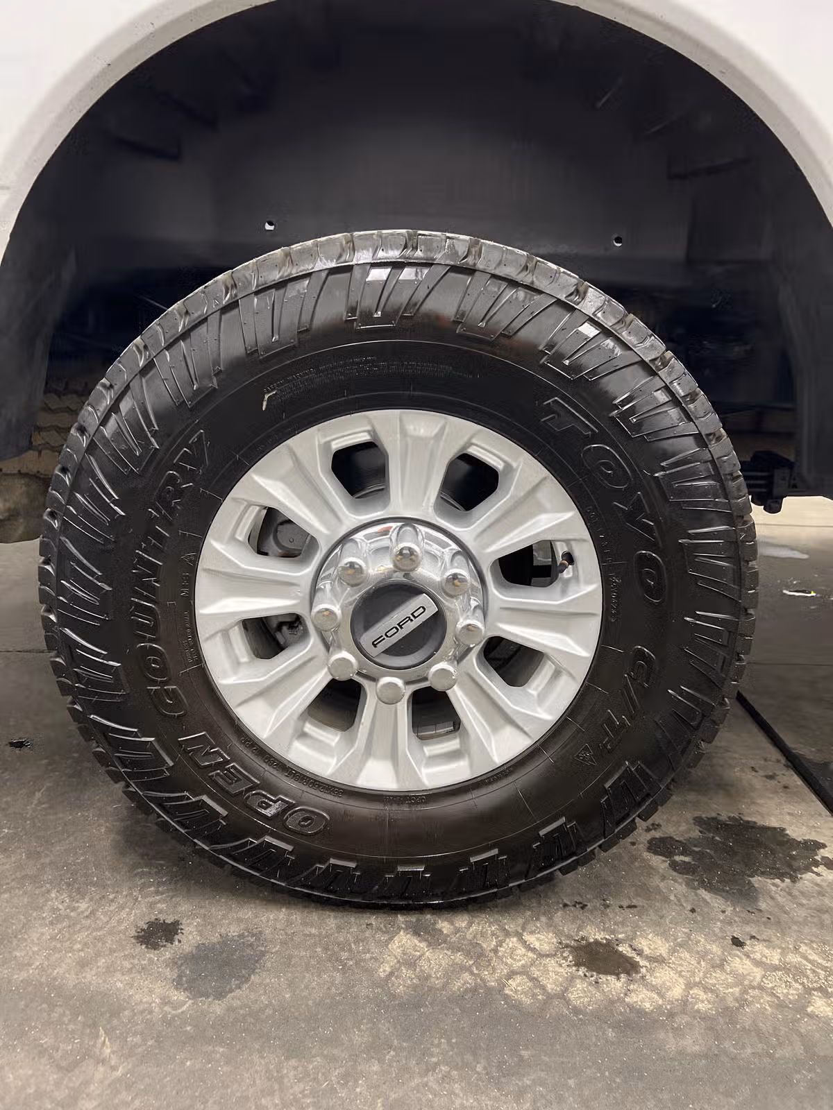 2021 Ford F-350 Super Duty XLT Crew Cab Image 6