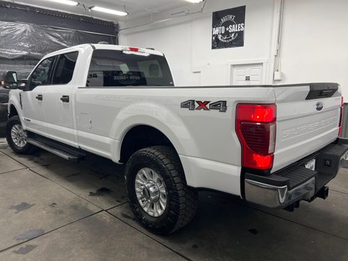 2021 Ford F-350 Super Duty XLT Crew Cab Lower Image 1