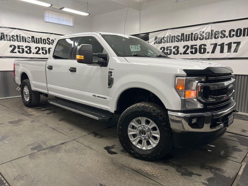 2021 Ford F-350 Super Duty XLT Crew Cab Upper Image 1