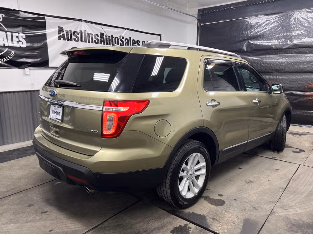 2012 Ford Explorer XLT Image 5