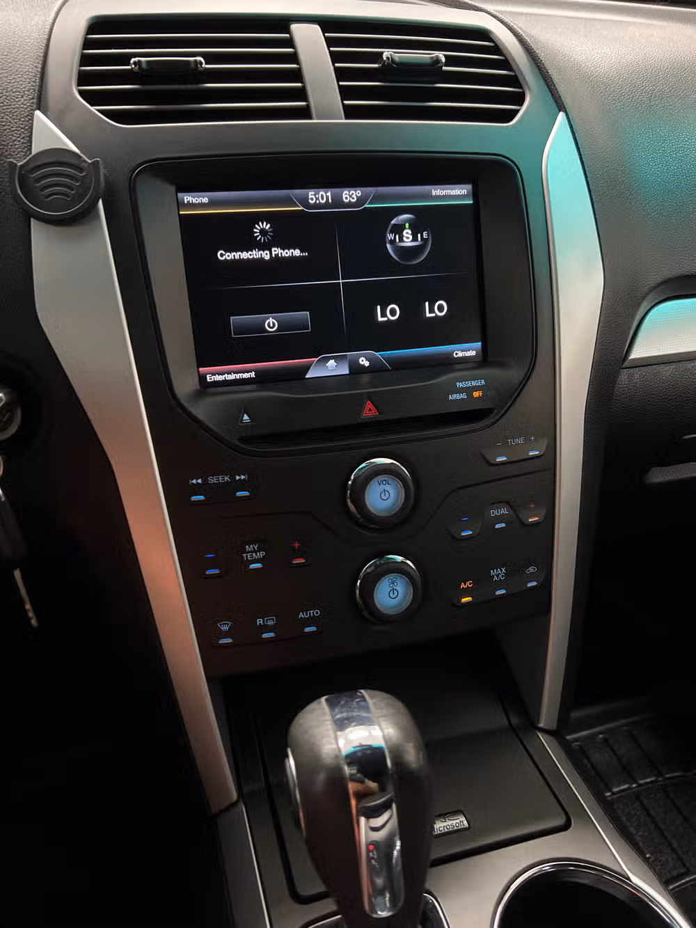 2012 Ford Explorer XLT Image 13