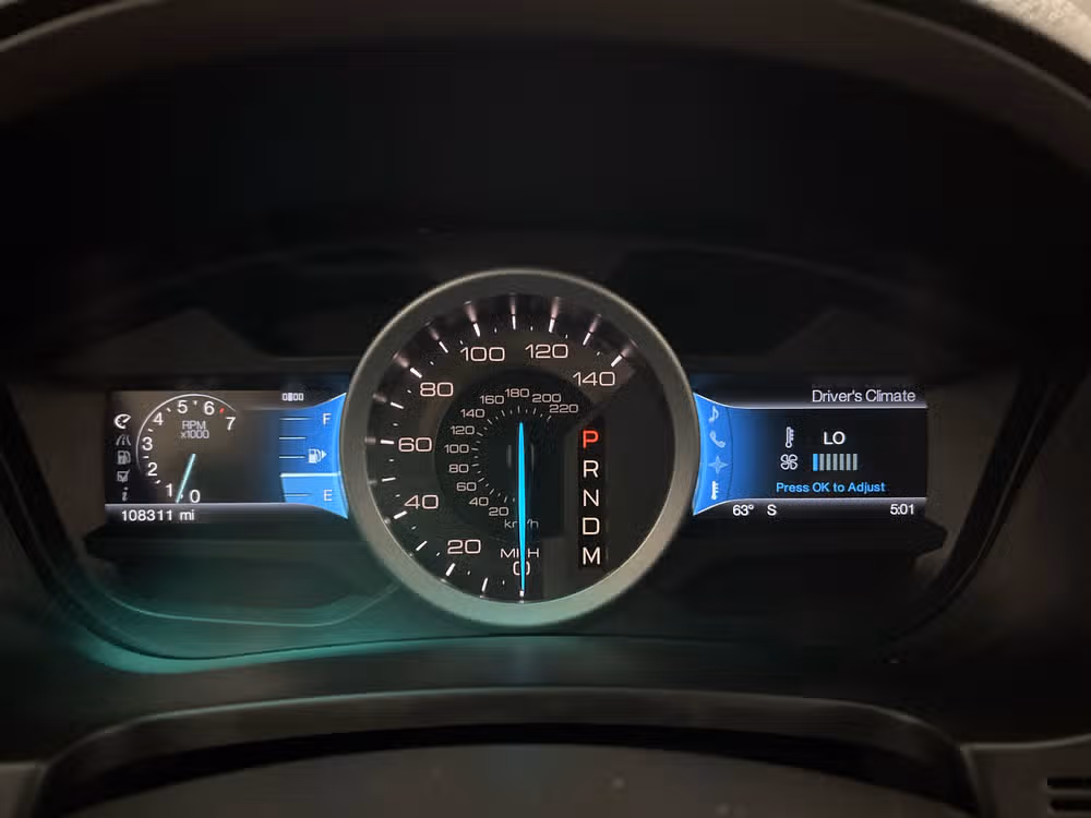 2012 Ford Explorer XLT Image 15
