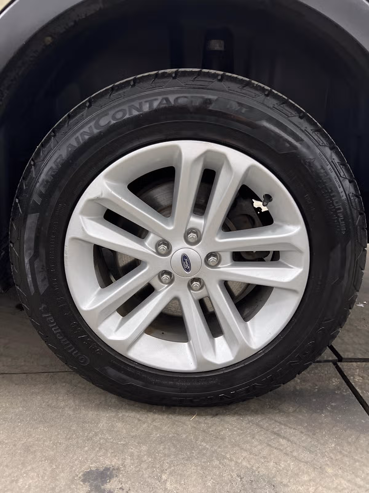 2012 Ford Explorer XLT Image 6