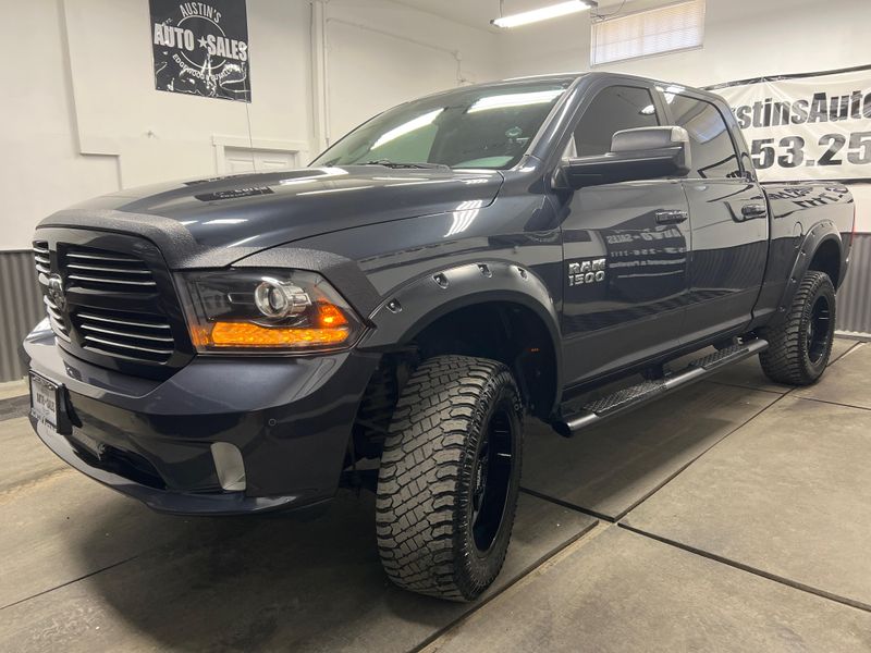 2014 Ram 1500 Sport photo 2