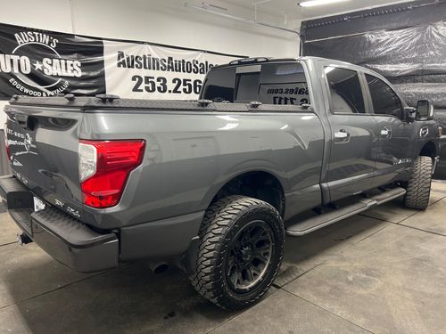 2016 Nissan Titan XD SV Crew Cab Lower Image 3