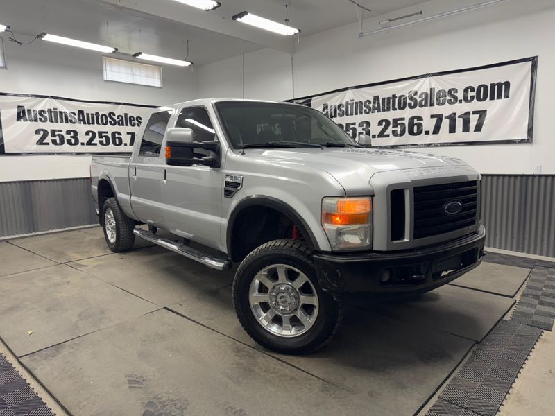 2008 Ford F-350 Super Duty FX4 Crew Cab Upper Image 1
