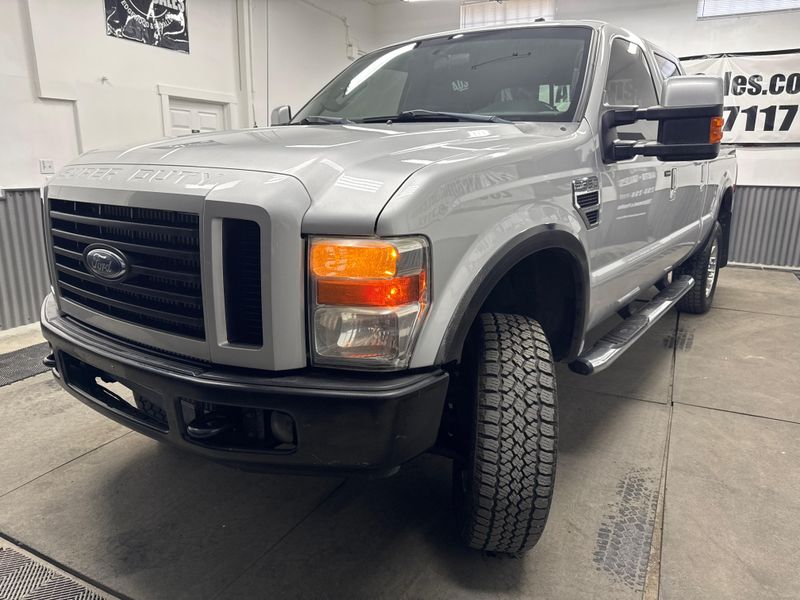 2008 Ford F-350 photo 2