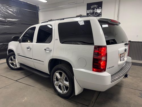 2013 Chevrolet Tahoe LTZ Lower Image 1