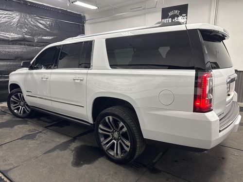 2018 GMC Yukon XL Denali Lower Image 1