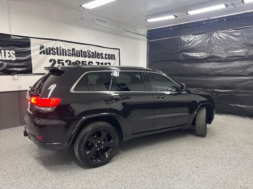 2015 Jeep Grand Cherokee Altitude Lower Image 3