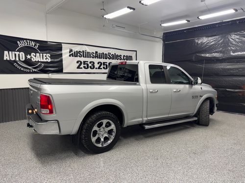 2016 Ram 1500 Laramie Quad Cab Lower Image 3