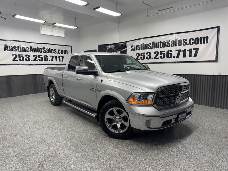 2016 Ram 1500 Laramie Quad Cab Upper Image 1