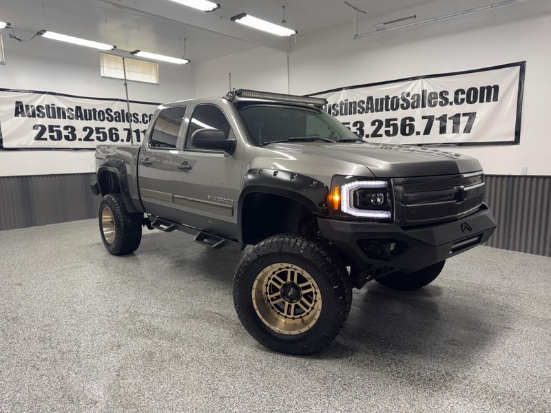 2008 Chevrolet Silverado 1500 LT1 Crew Cab Upper Image 1