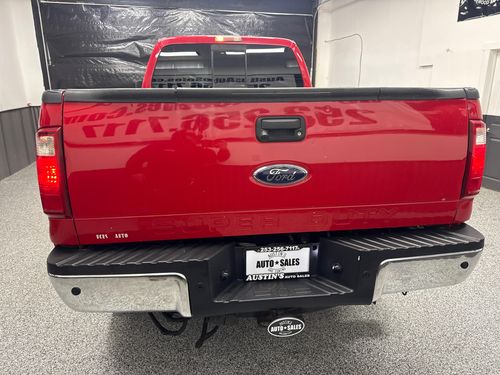 2008 Ford F-350 Super Duty Lariat Crew Cab Lower Image 2