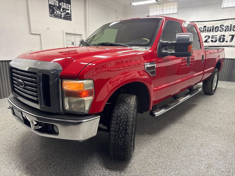 2008 Ford F-350 Super Duty Lariat Crew Cab Upper Image 2