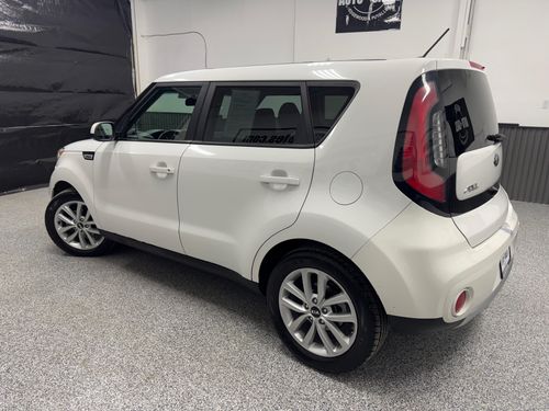 2017 Kia Soul + Crossover Lower Image 1
