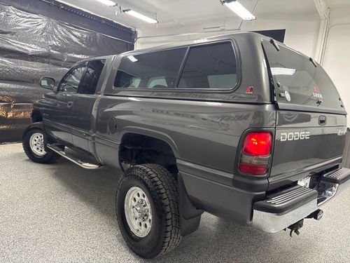 2002 Dodge Ram 2500 SLT Plus Extended Cab Lower Image 1