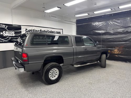 2002 Dodge Ram 2500 SLT Plus Extended Cab Lower Image 3