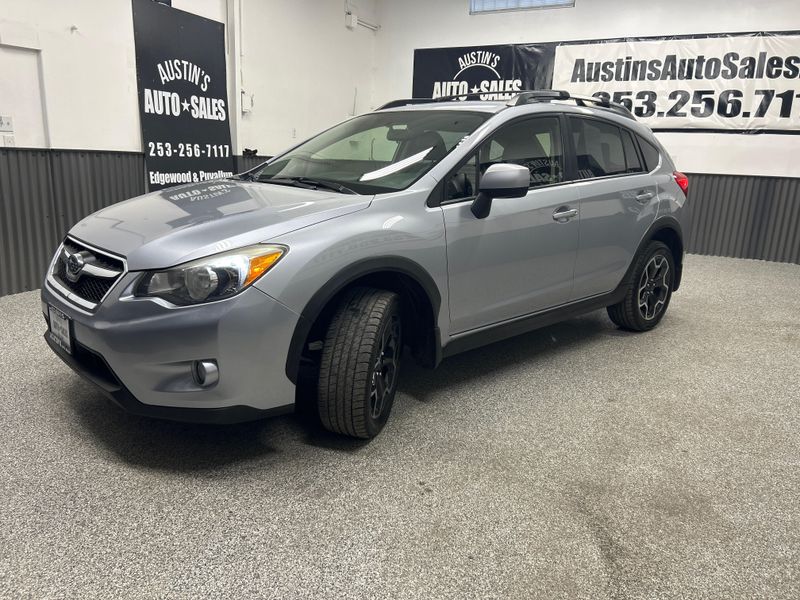2014 Subaru XV Crosstrek 2.0i Limited Crossover Upper Image 2