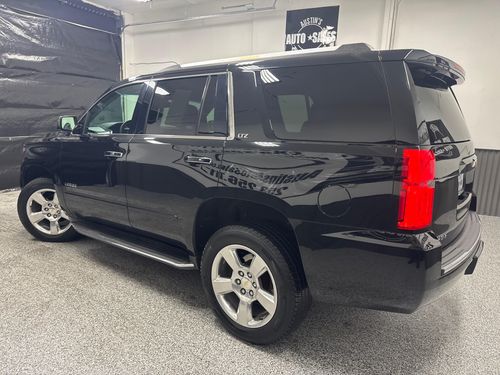 2015 Chevrolet Tahoe LTZ Lower Image 1