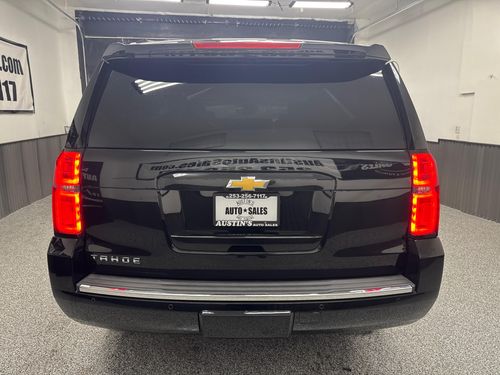 2015 Chevrolet Tahoe LTZ Lower Image 2