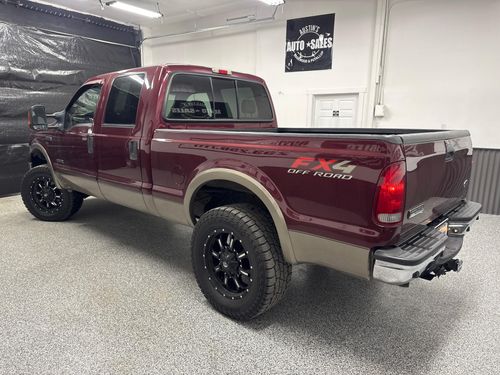 2006 Ford F-250 Super Duty Lariat Crew Cab Lower Image 1