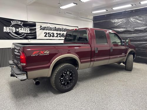 2006 Ford F-250 Super Duty Lariat Crew Cab Lower Image 3
