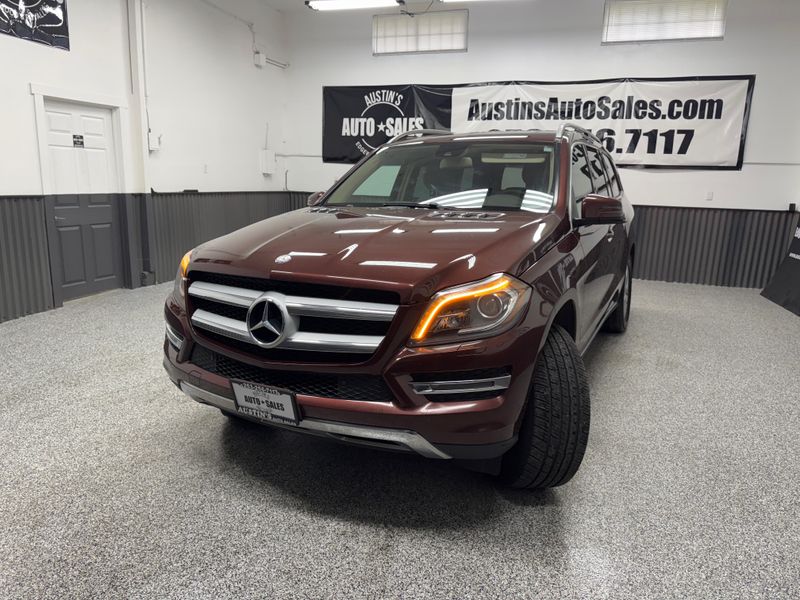 2013 Mercedes Benz GL 350 BlueTEC photo 2