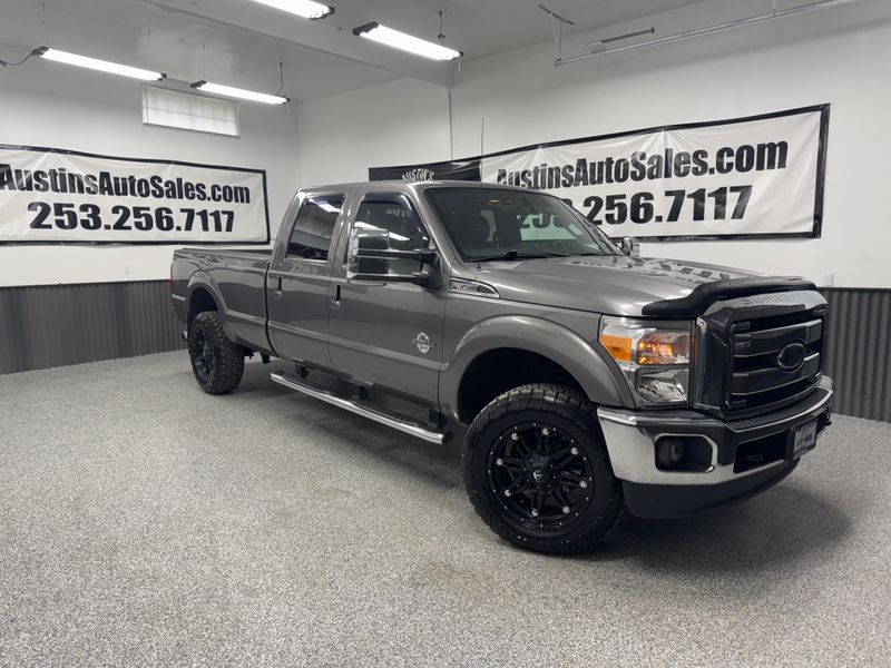 2014 Ford F-350 Super Duty Lariat Crew Cab Upper Image 1