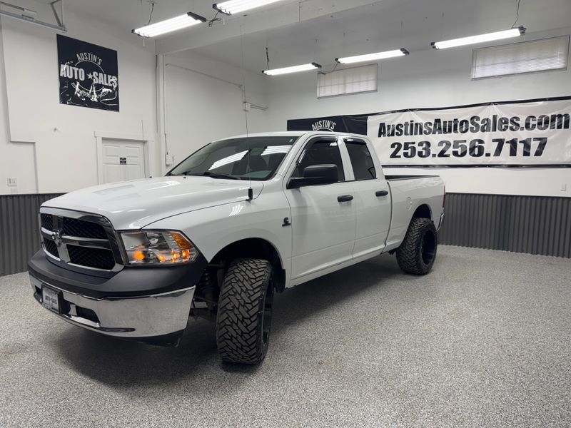 2017 Ram 1500 Tradesman photo 2