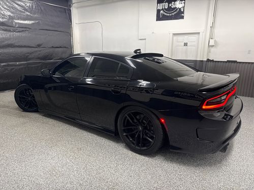 2019 Dodge Charger R/T Scat Pack Lower Image 1