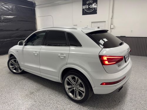 2018 Audi Q3 2.0T quattro Sport Premium Plus Lower Image 1