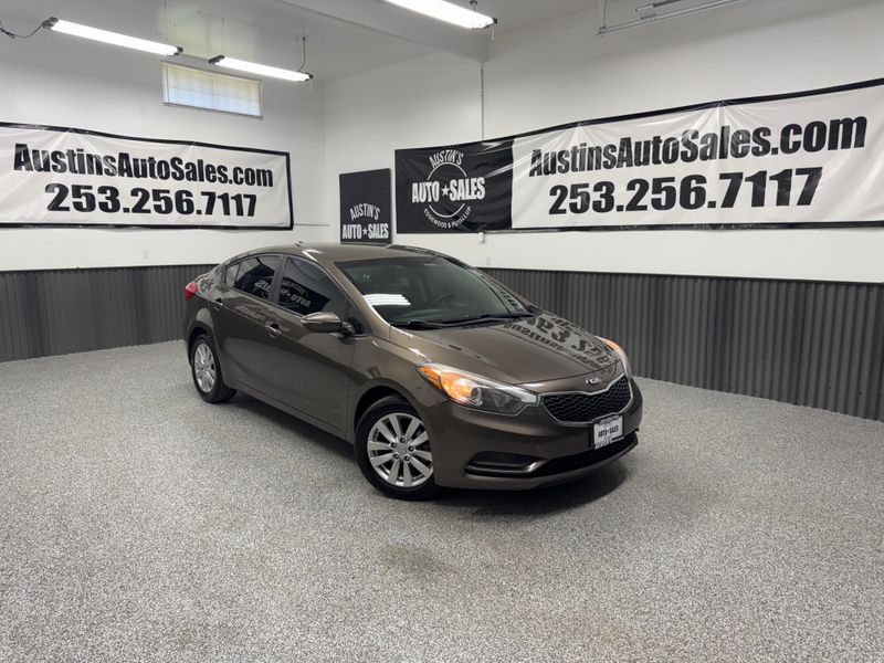 2014 Kia Forte LX Upper Image 1