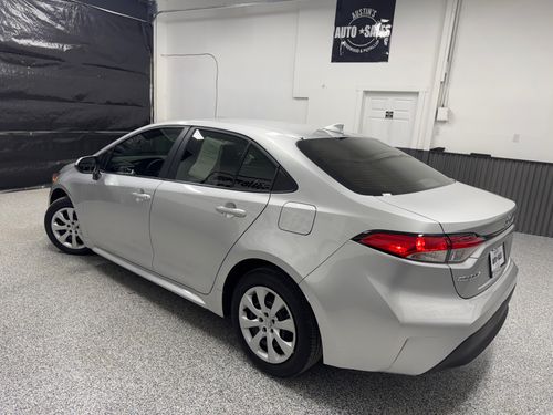 2024 Toyota Corolla LE Lower Image 1