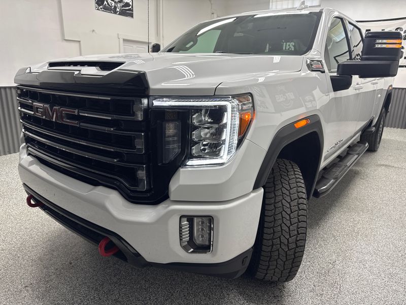 2023 Gmc Sierra HD AT4 photo 2