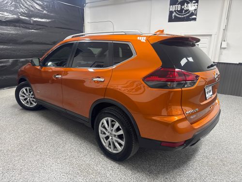 2018 Nissan Rogue Hybrid SV Crossover Lower Image 1