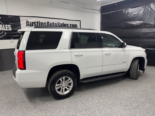 2018 Chevrolet Tahoe LT Lower Image 3