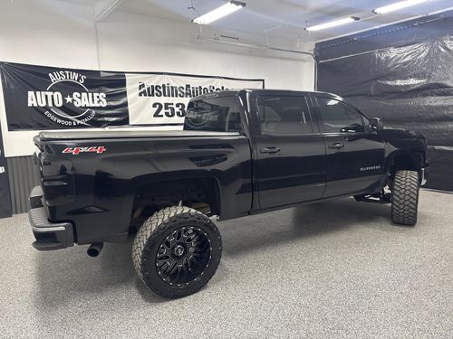 2015 Chevrolet Silverado 1500 LT Crew Cab Lower Image 3